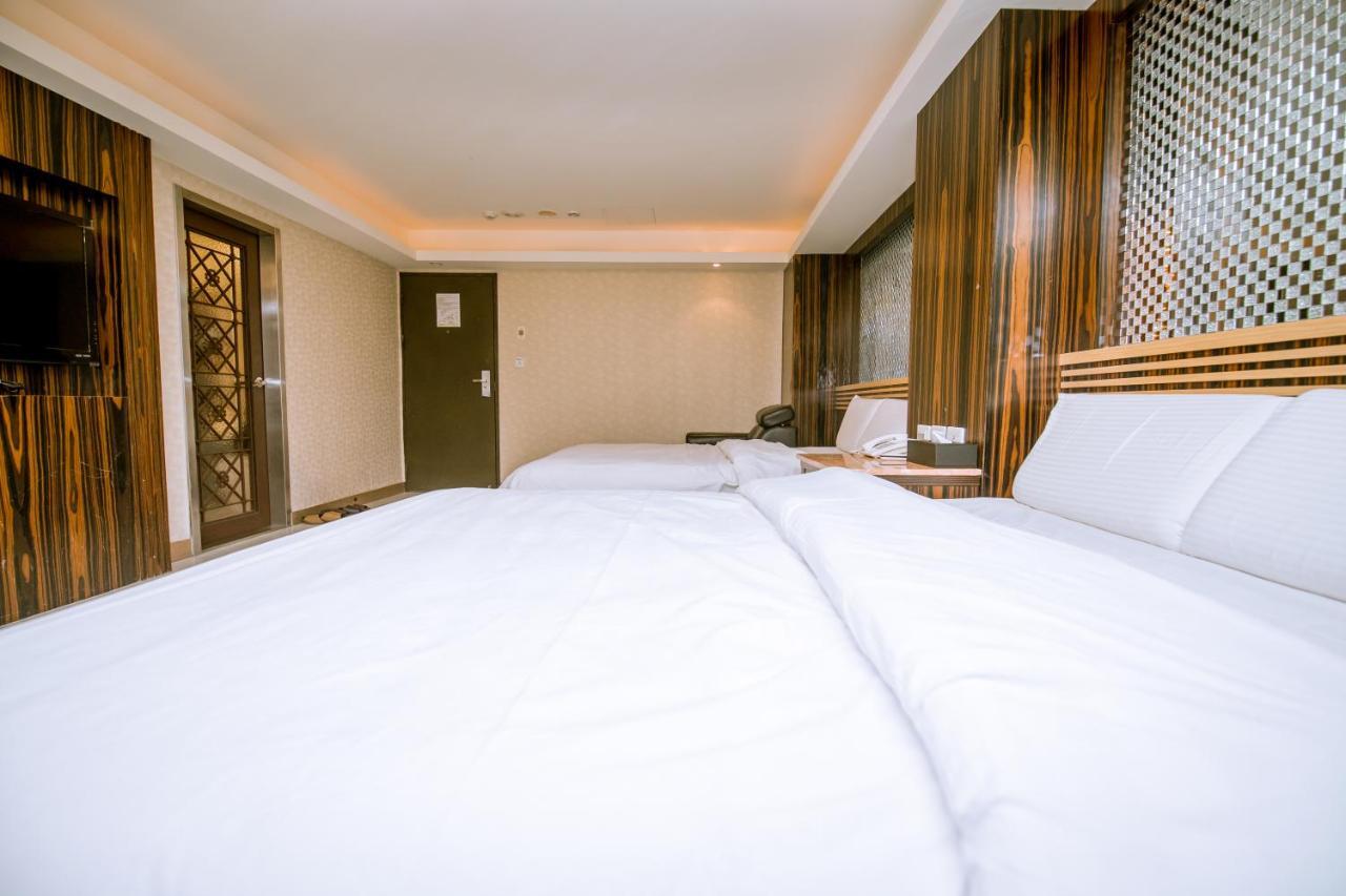 Guide Hotel Taipei Xinyi Esterno foto